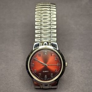 Quartz Silver and Red Men's Watch